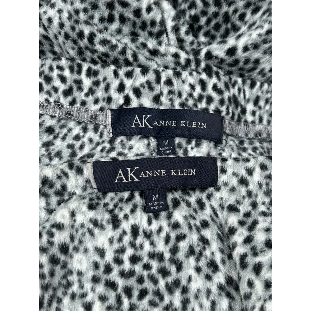 Anne Klein lounge luxury